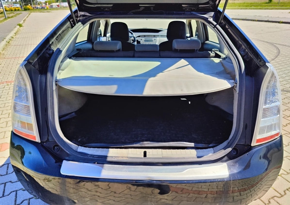 Toyota Prius cena 31950 przebieg: 651250, rok produkcji 2012 z Lublin małe 191